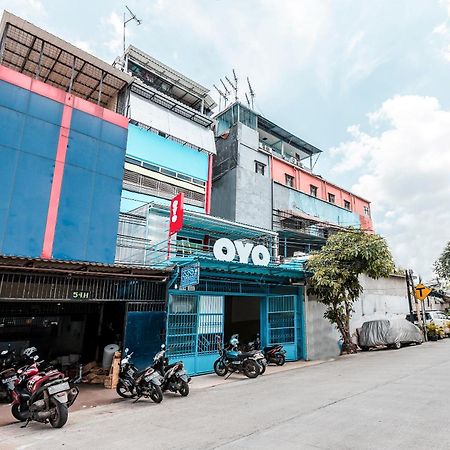 Oyo 478 Balcon Biru Hotell Jakarta Eksteriør bilde